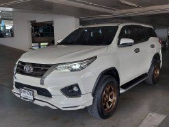 ขายรถ Toyota Fortuner 2.8 TRD Sportivo ปี2017 SUV 